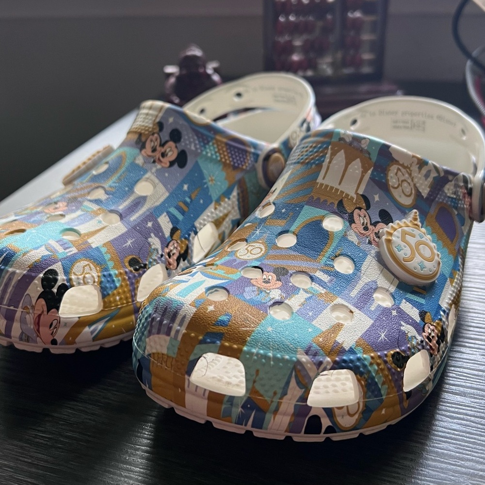 Walt Disney World 50th Anniversary CROCS Mickey and Minnie - Size 7 W, Size 5 M